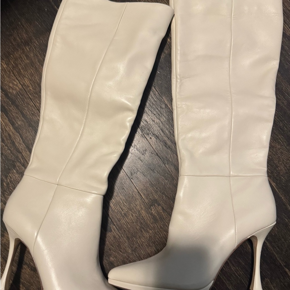 Vince Camuto Peviolia Knee-High Women's Boots size 6